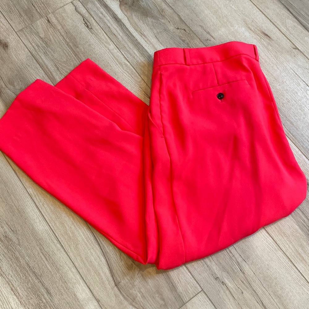 Highlighter Pink Banana Republic trouser - Avery Style, Wide Leg relaxed fit.